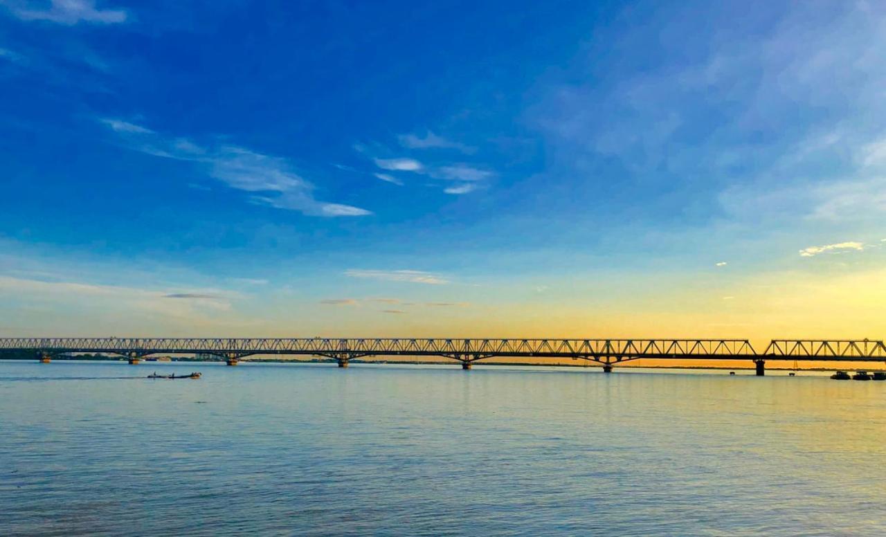 Excel River View Yangon Bagian luar foto